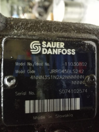 11030802 / JR-R-045B-LS-24-24-NN-N-3-S1N2-A2N-NNN-NNN-NNN Аксиально-поршневой насос Danfoss JRR045
