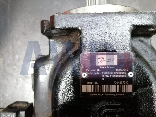 83062660 / FR-R-090C-LS-26-30-NN-N-3-S1N4-A1N-NNN-NNN-NNN Аксиально-поршневой насос Danfoss FRR090