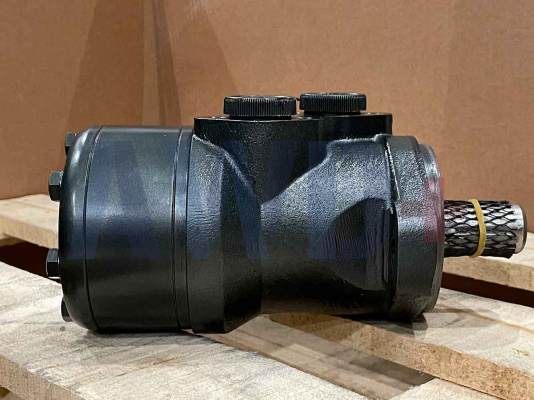 AWD MR100-2-A-D  Гидромотор серии MR с объемом 100 см³