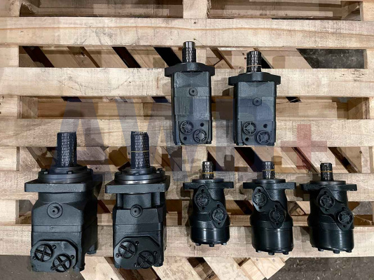 AWD MR100-2-A-D  Гидромотор серии MR с объемом 100 см³